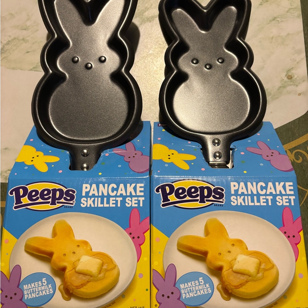 Peeps Pancake Skillet Set - Black